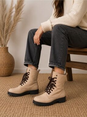Massimo Dutti Beige Leather Combat Boots – Size 40